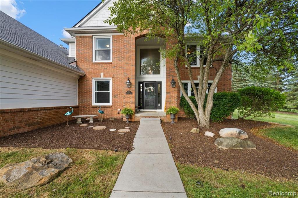 4193 Oak Tree Circle, Rochester, MI 48306 — Photo 4