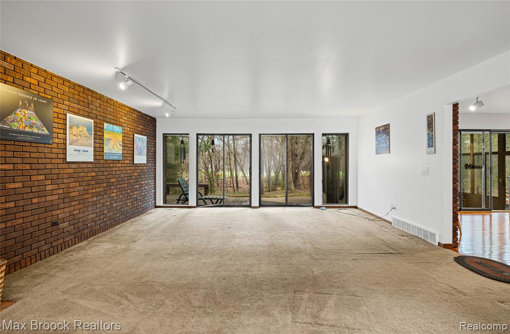 32674 Bingham Lane, Bingham Farms, MI 48025 — Photo 13