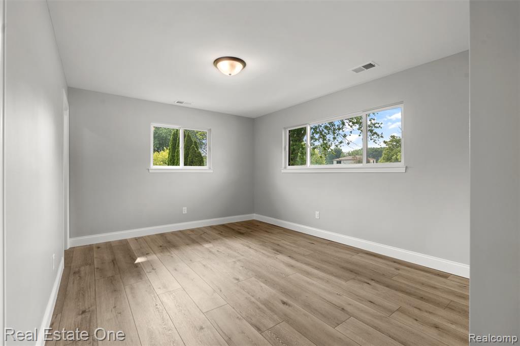 47900 Jefferson Avenue, Chesterfield, MI 48047 — Photo 19