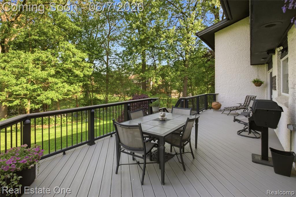 5321 Forest Way, Bloomfield Hills, MI 48302 — Photo 41