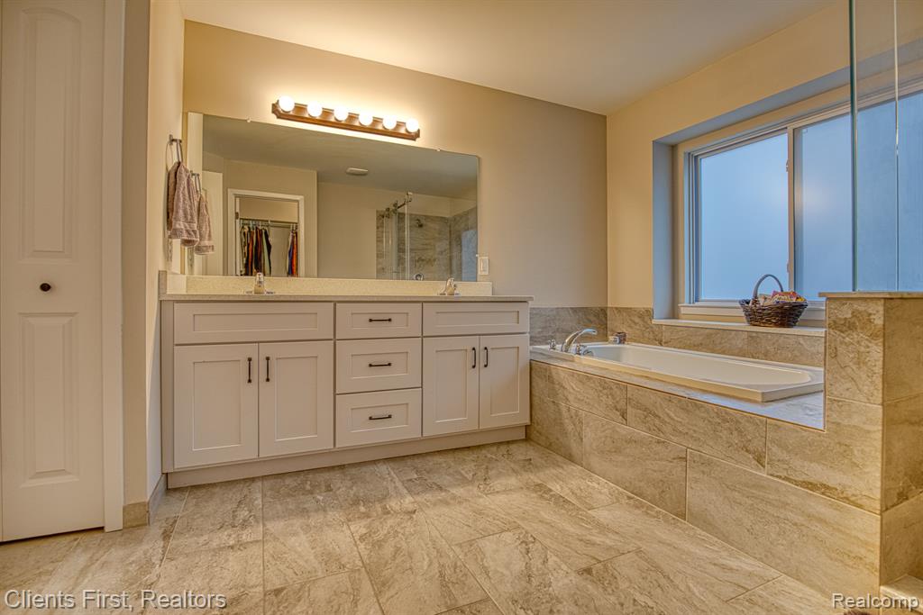 42103 WOODCREEK Lane, Canton, MI 48188 — Photo 34