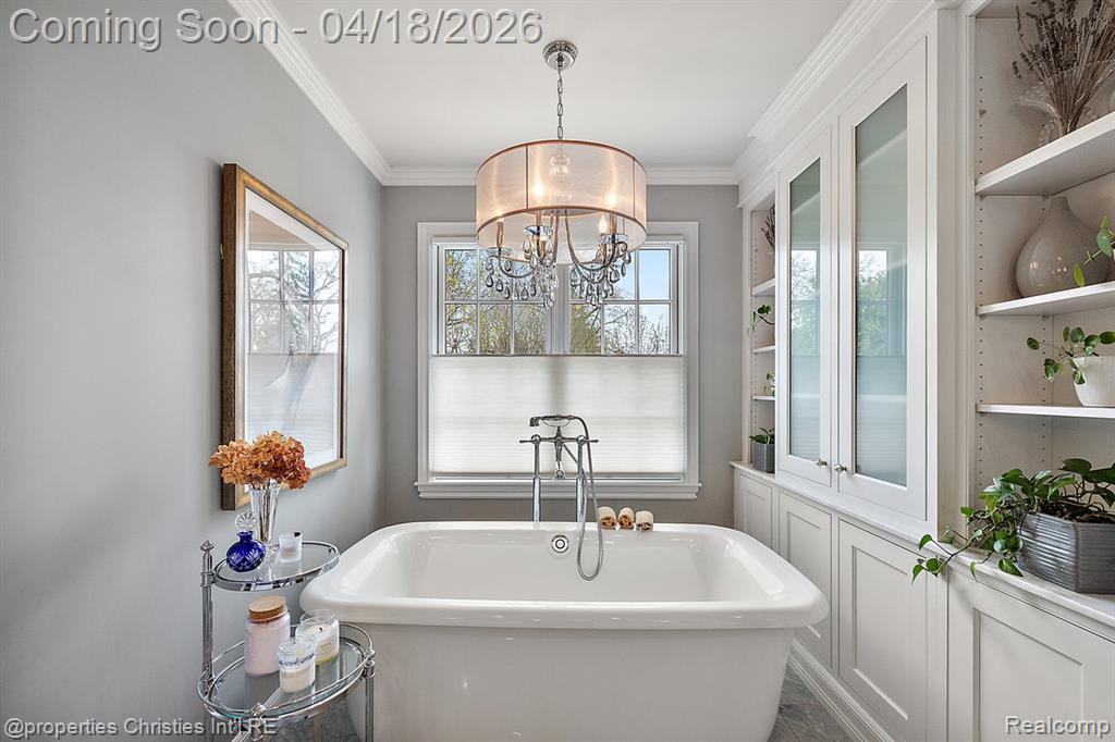 3648 Halla Lane, Bloomfield Hills, MI 48301 — Photo 15