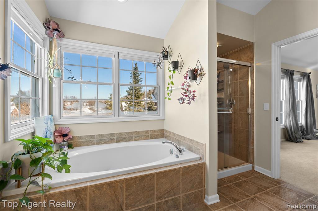 668 Berridge Circle, Lake Orion, MI — Photo 31