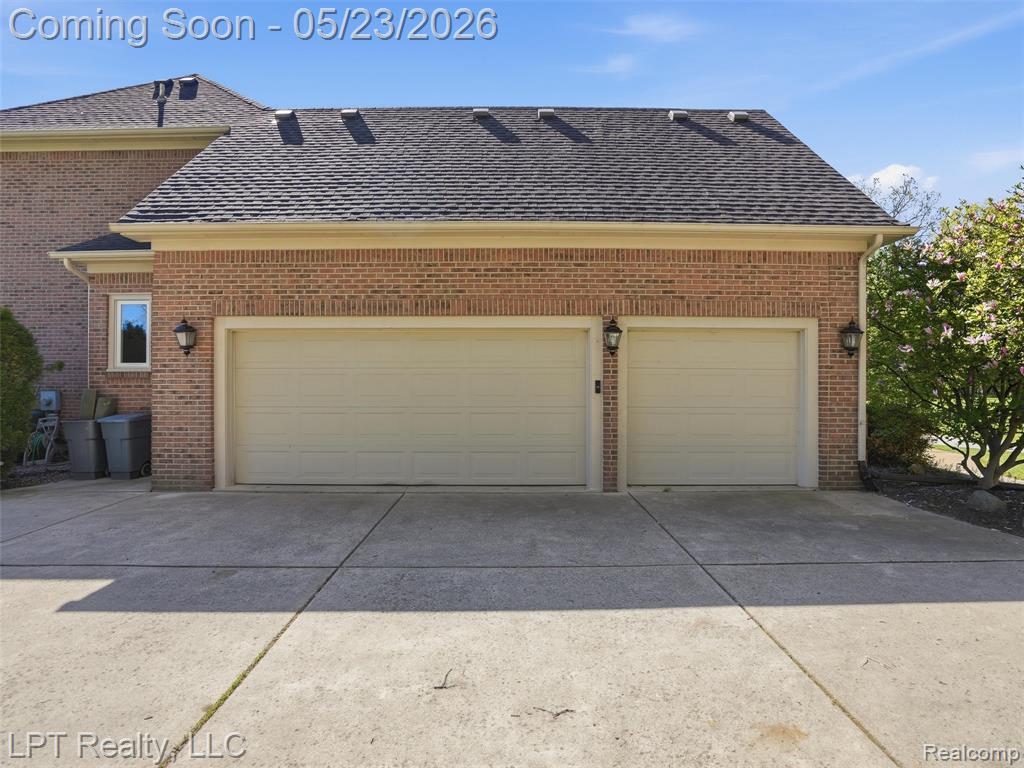 860 Troon, Highland, MI — Photo 34