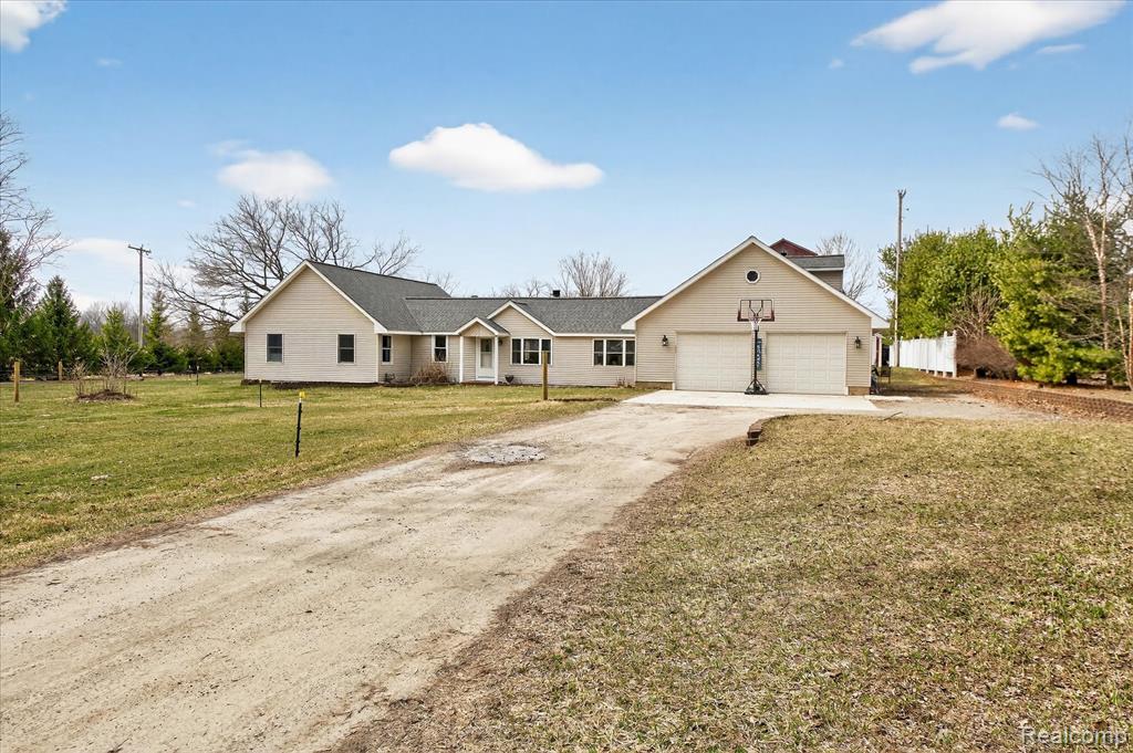 12760 Roepke Road, Gregory, MI 48137 — Photo 39
