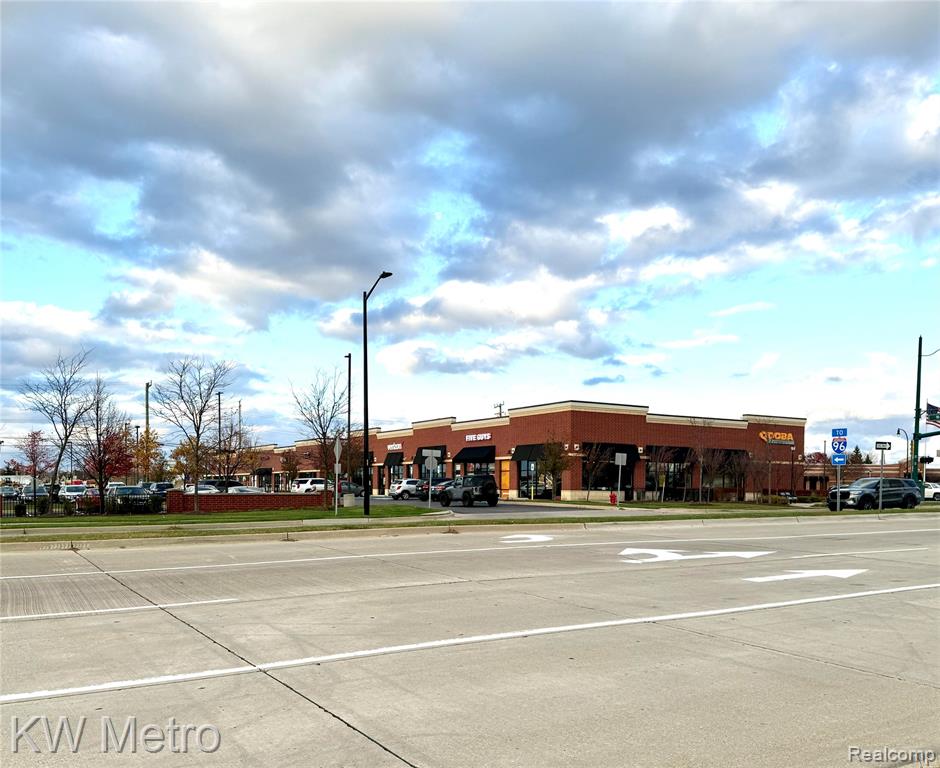 Lot 12,13 Novi Rd, Novi, MI — Photo 4