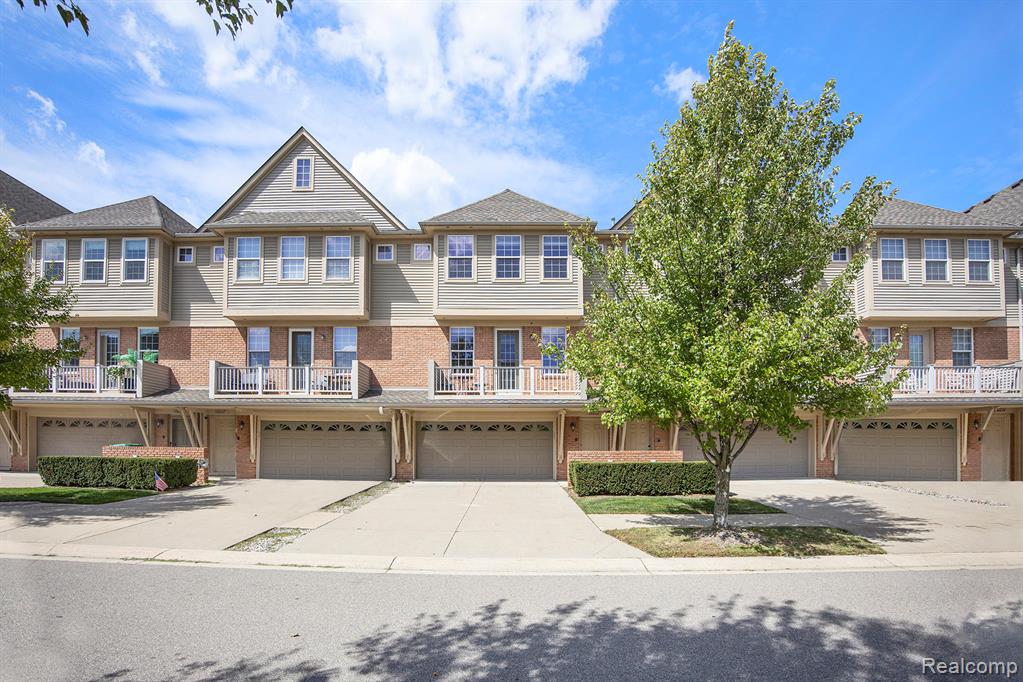 56645 Long Island Drive, Shelby Twp, MI 48316 — front exterior