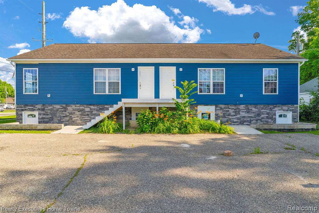 415 Hilton Road, Ferndale, MI 48220 — Photo 2