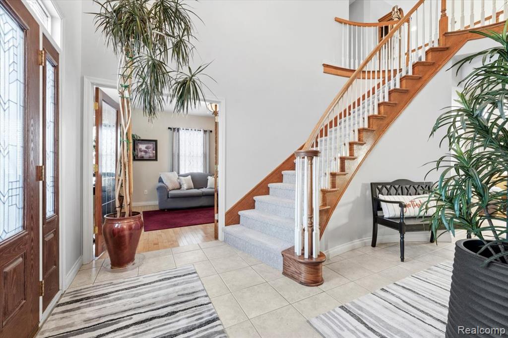 26035 Red Wood Drive, New Boston, MI 48164 — Photo 4