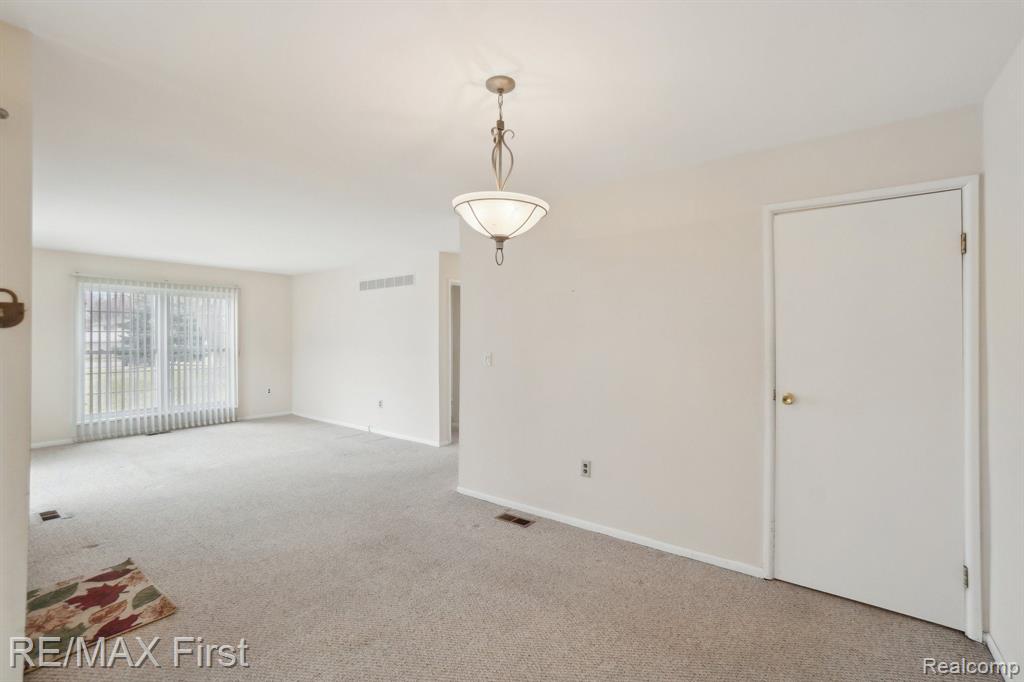 22768 RENFORD Street, Novi, MI — Photo 6