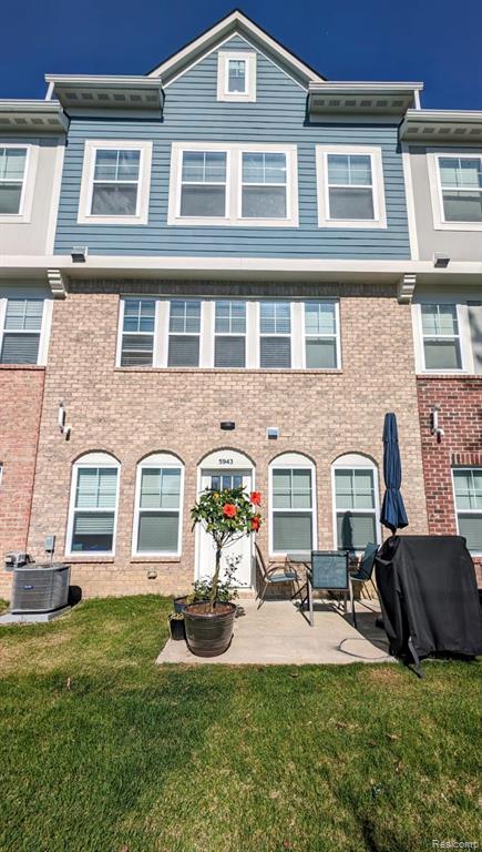 5943 PICALL Drive, Troy, MI 48098 — Photo 22
