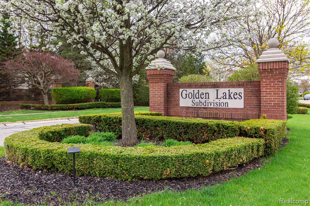 49759 Lakebridge Drive, Shelby Twp, MI 48315 — Photo 3