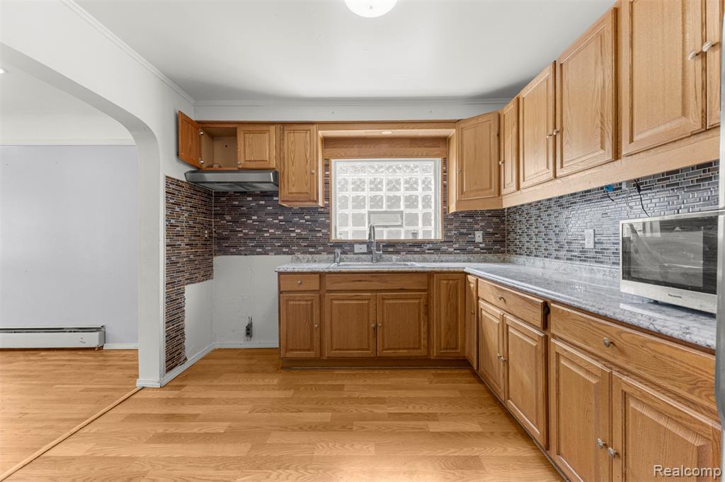 6043 N Vernon Street, Dearborn Heights, MI 48127 — Photo 8