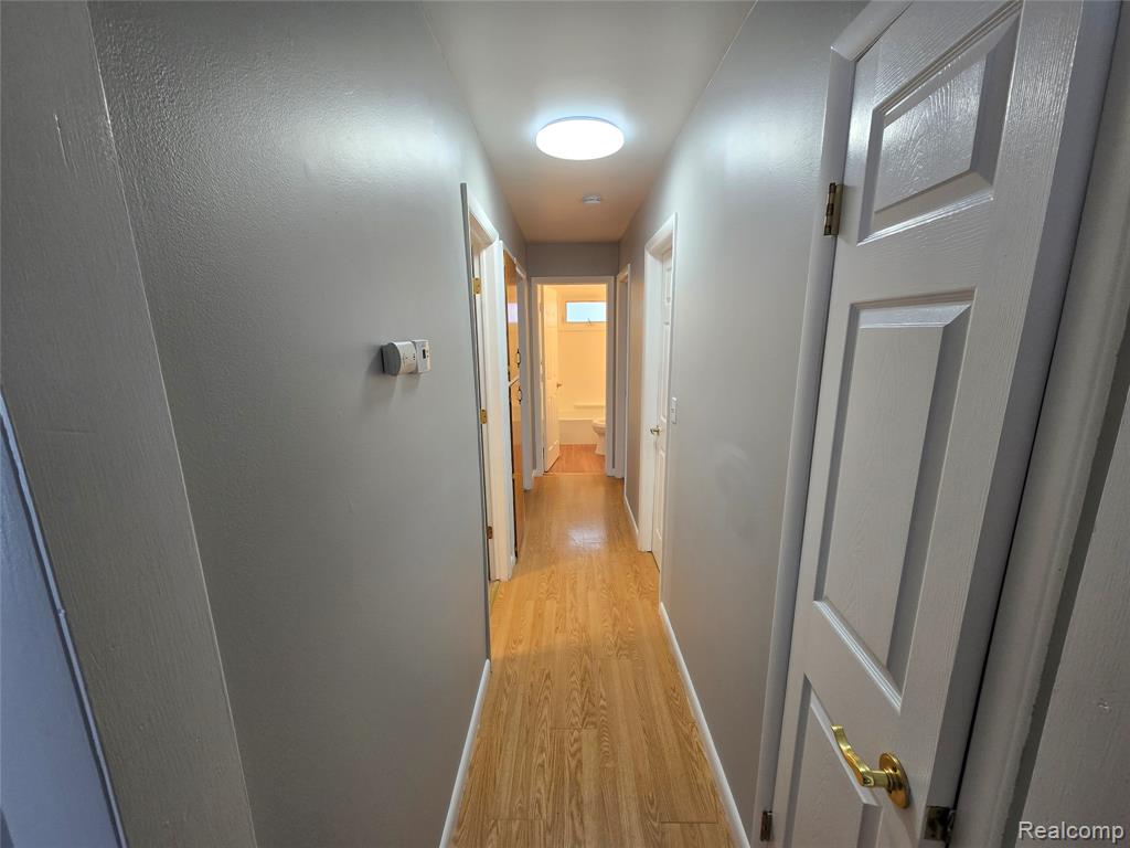 4694 Ziegler Street, Dearborn Heights, MI 48125 — Photo 8