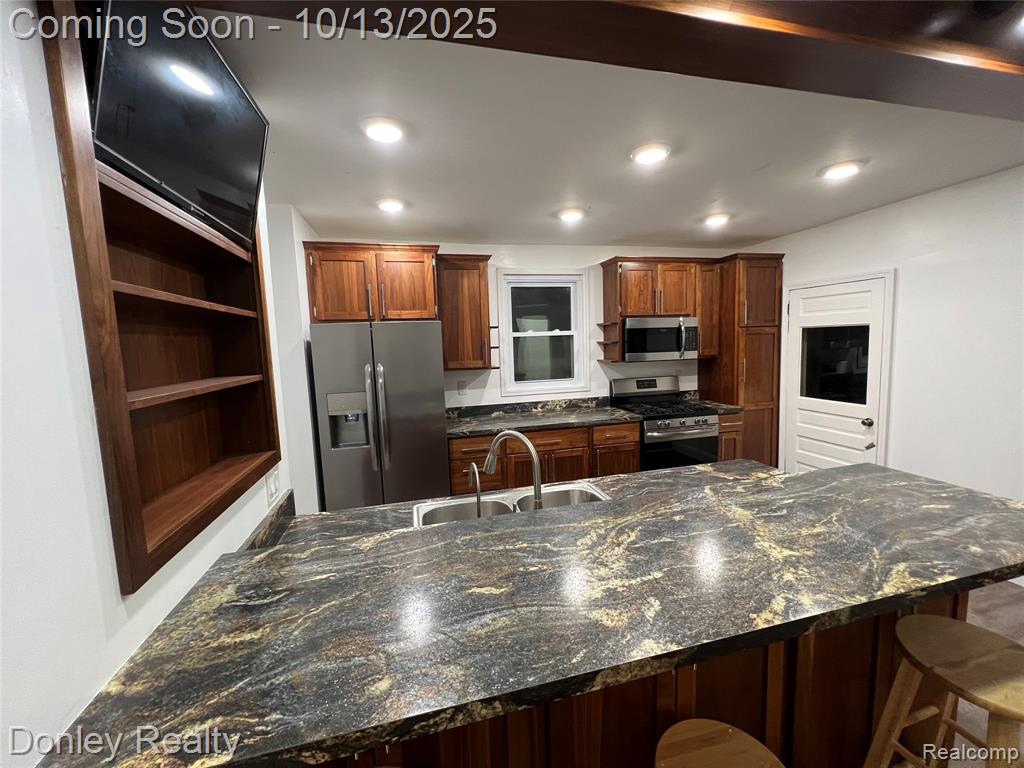 420 Lytle Avenue, Harbor Beach, MI 48441 — Photo 3