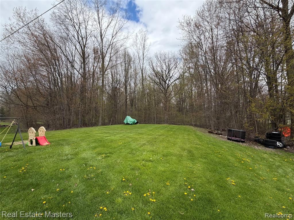 5360 Smiths Creek Road, Kimball, MI — Photo 5