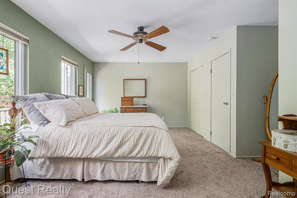 3123 LAKE HAVEN Drive, Ann Arbor, MI 48105 — Photo 16