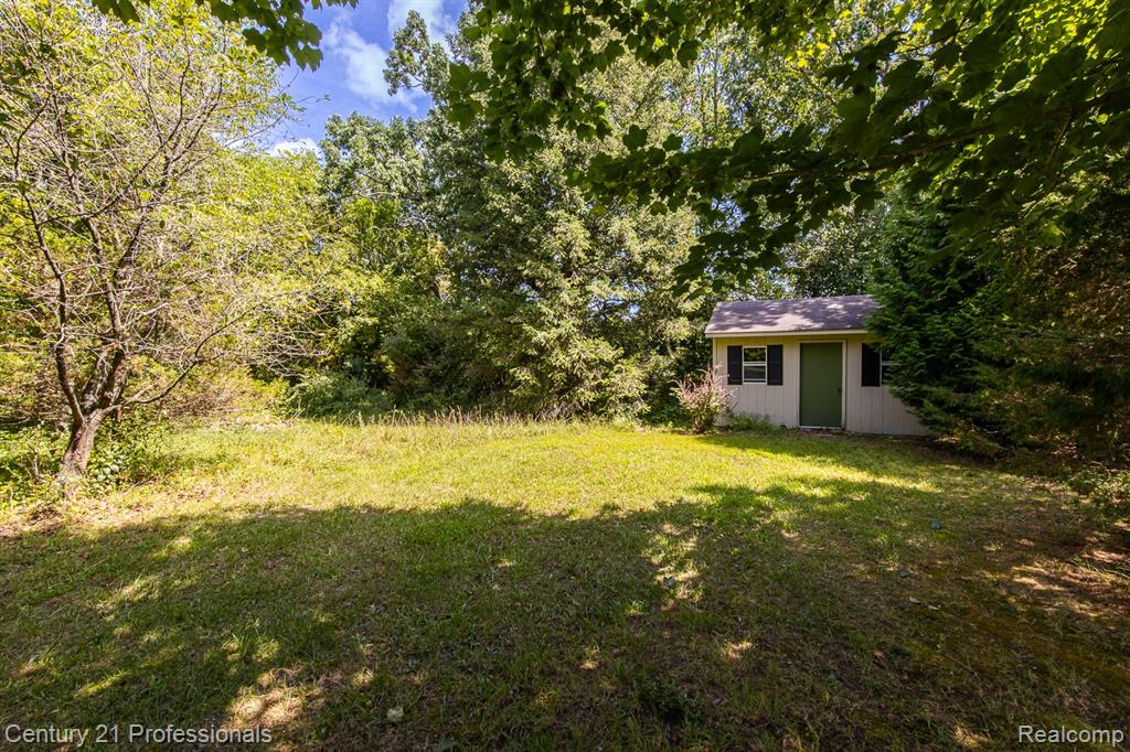 4970 Fox Chase Drive, White Lake, MI 48383 — Photo 48