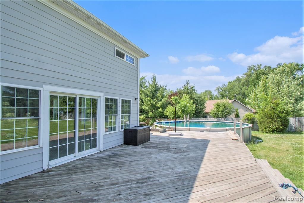 7471 Brewer Road, Flint, MI 48507 — Photo 32