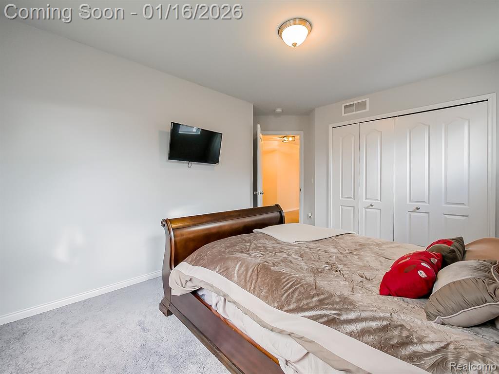 337 Beaver Run, Holly, MI, 48442