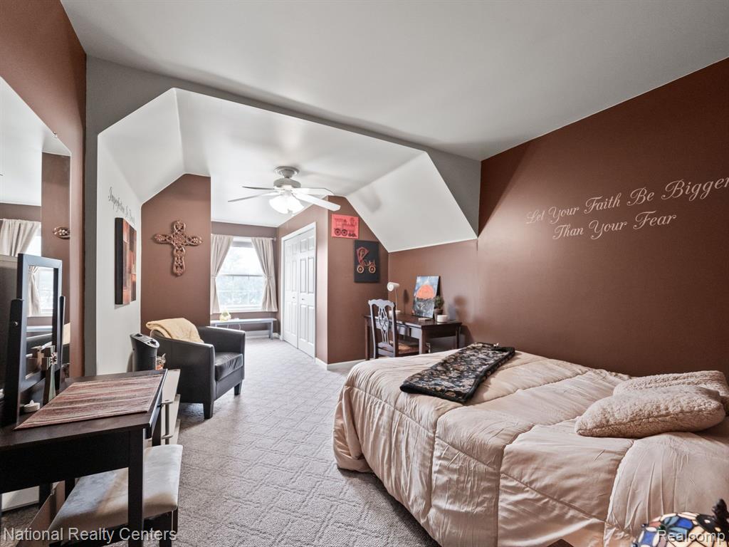 391 MCINTOSH, Almont, MI 48003 — Photo 33
