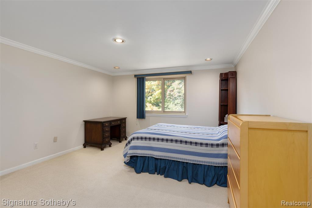 5160 Greenbriar Drive, West Bloomfield, MI 48323 — Photo 17