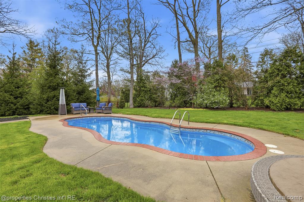 2867 Courville Drive, Bloomfield Hills, MI 48302 — Photo 3