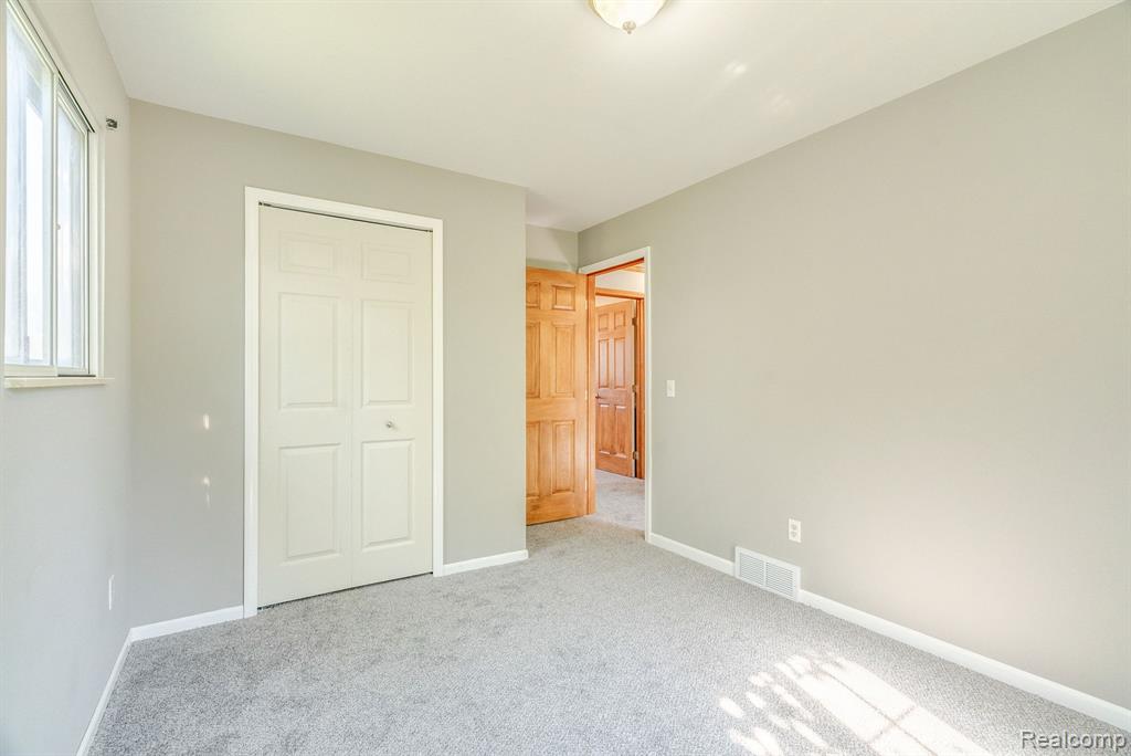500 Connecticut Avenue, Marysville, MI 48040 — Photo 22