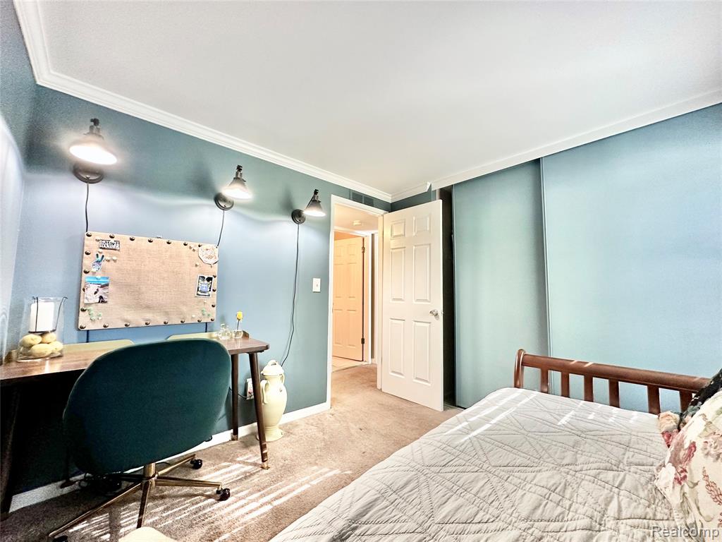 21140 E Glen Haven Circle, Novi, MI 48167 — Photo 18