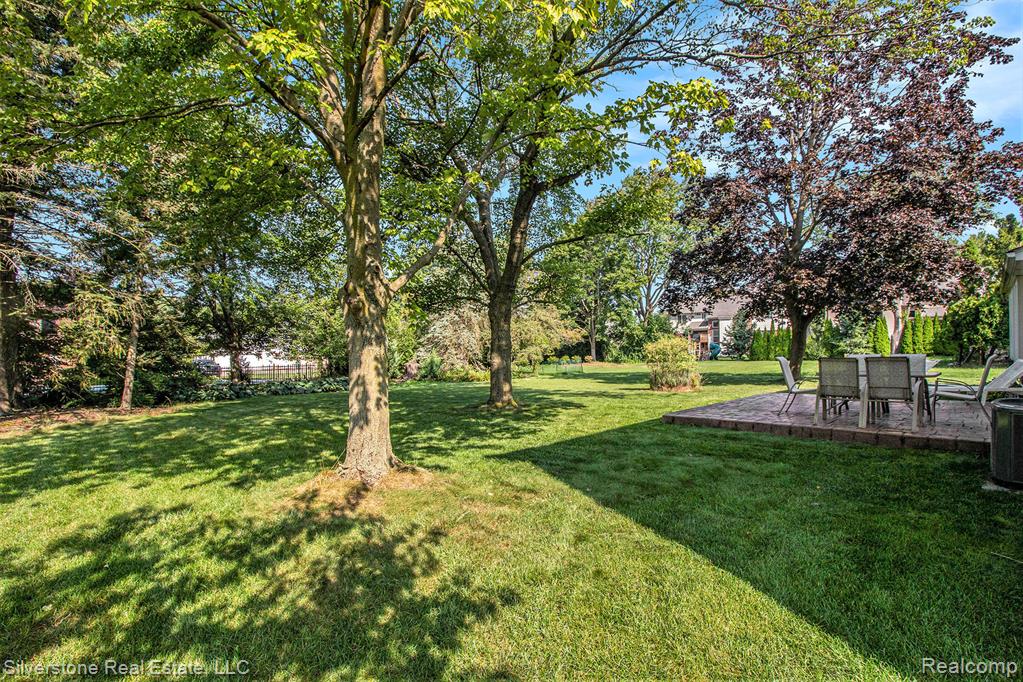 6609 Merrick Drive, Troy, MI 48098 — Photo 26