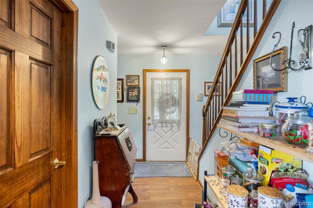 52909 10 Mile Road, South Lyon, MI 48178 — Photo 34