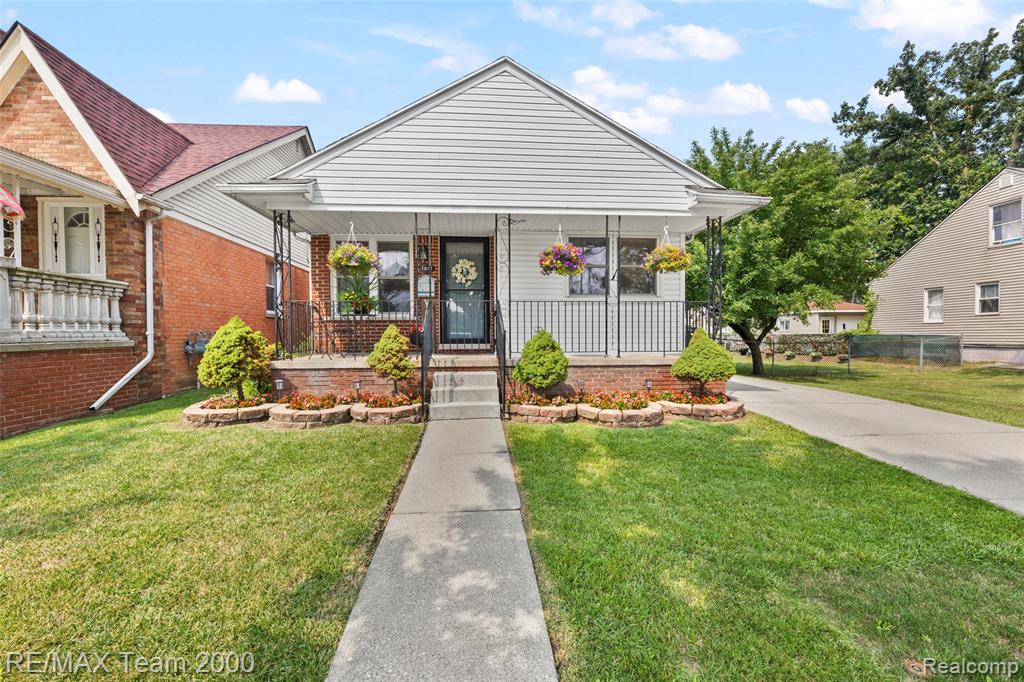 7841 Mead Street, Dearborn, MI 48126 — front exterior