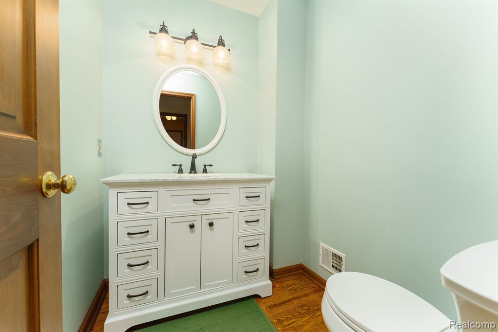 4584 GOLF VIEW Drive, Brighton, MI 48116 — Photo 9