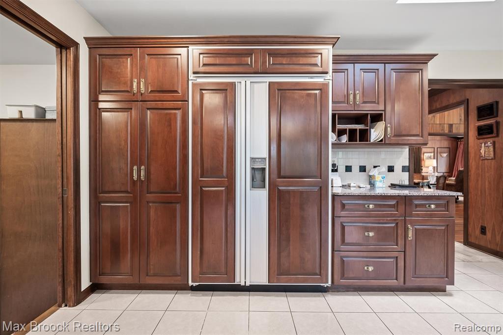 1418 Sodon Lake Drive, Bloomfield Hills, MI 48302 — Photo 13