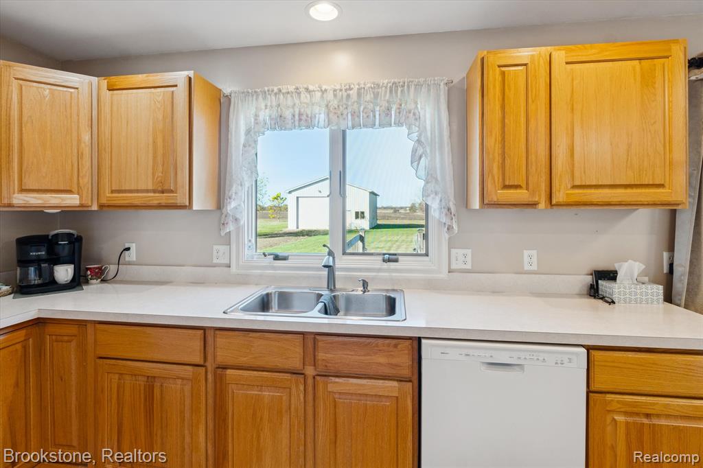 70865 Place Road, Richmond, MI 48062 — Photo 14