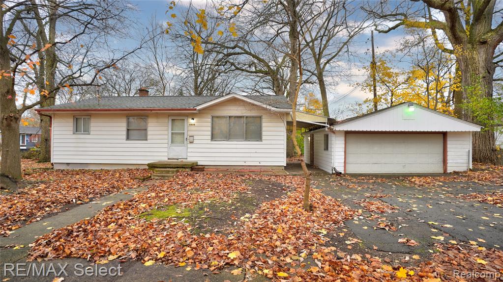 4808 Alpha Way, Flint, MI 48506 — front exterior