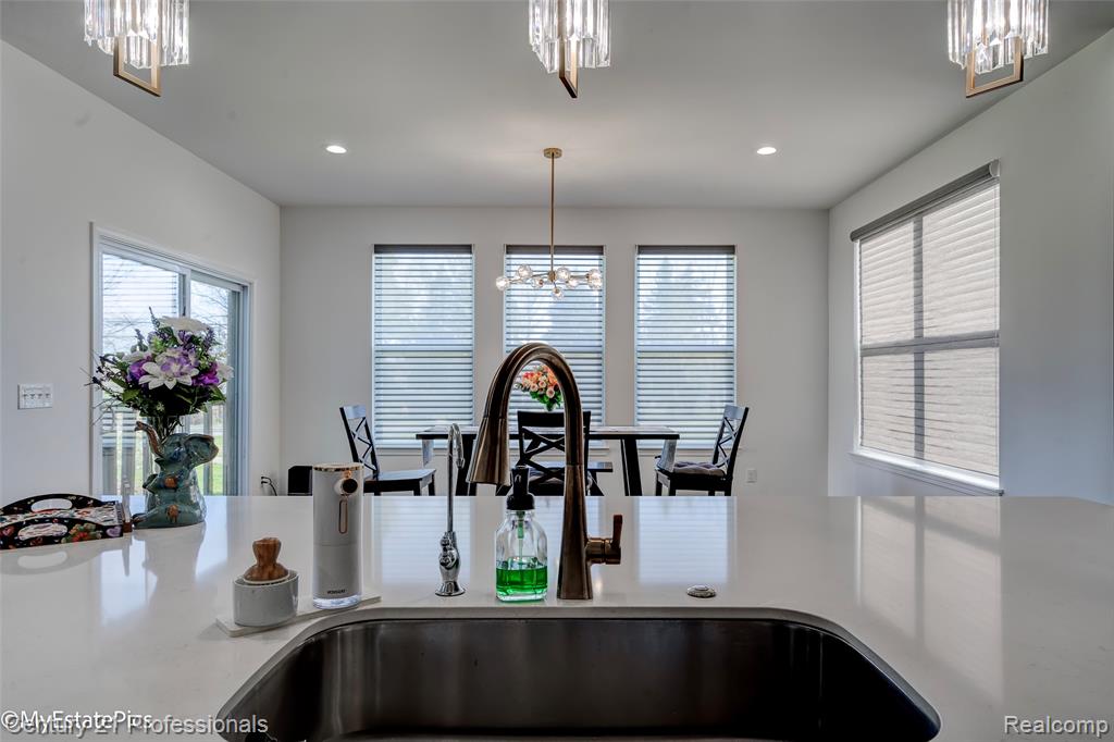 58775 Gidran Drive, South Lyon, MI 48178 — Photo 35
