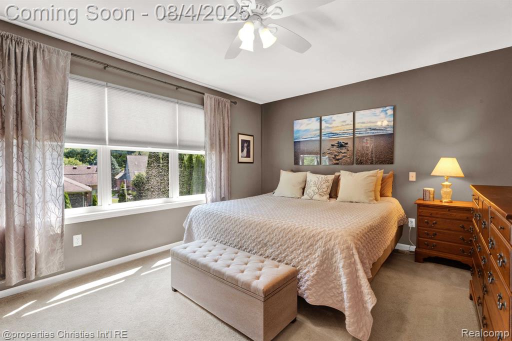 642 Whitney Drive, Rochester Hills, MI 48307 — Photo 21