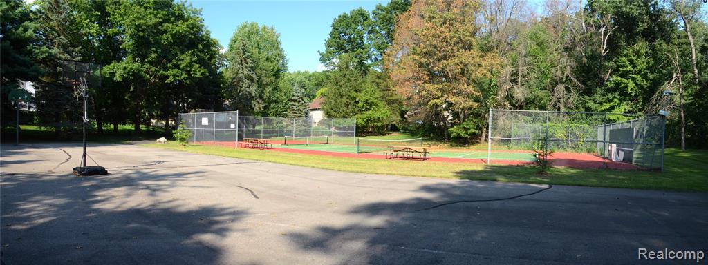 7837 Partridge Hill Drive, Brighton, MI 48116 — Photo 35