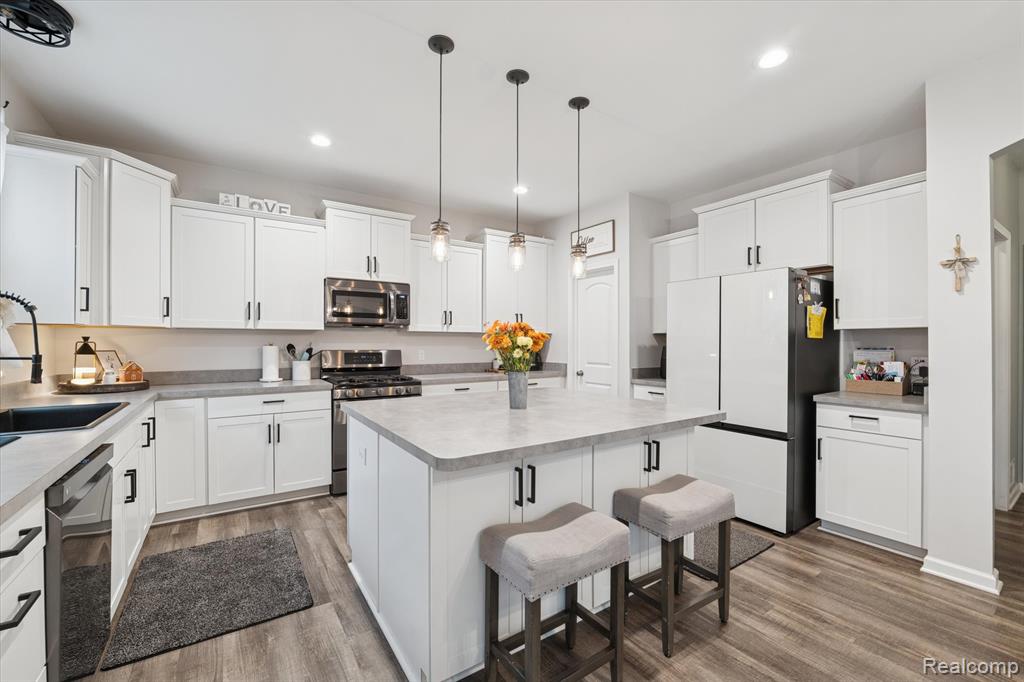 48138 Manhattan Drive, Macomb, MI 48042 — Photo 14