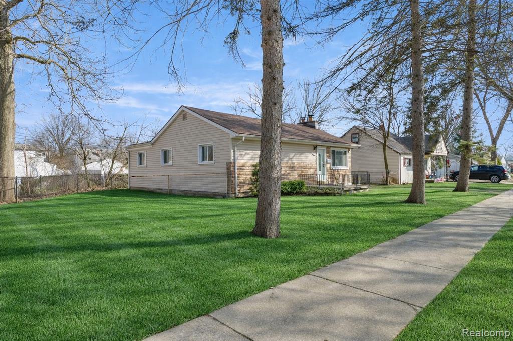 4417 Bedford Street, Dearborn Heights, MI 48125 — Photo 3