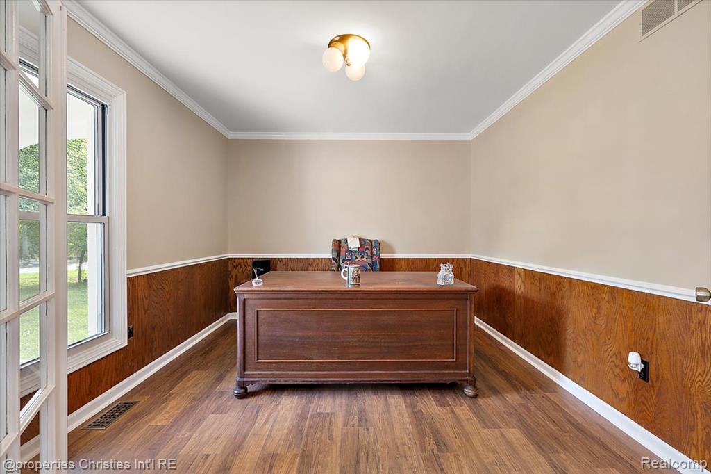 4069 Harbor Vista Drive, Orchard Lake Village, MI 48323 — Photo 9