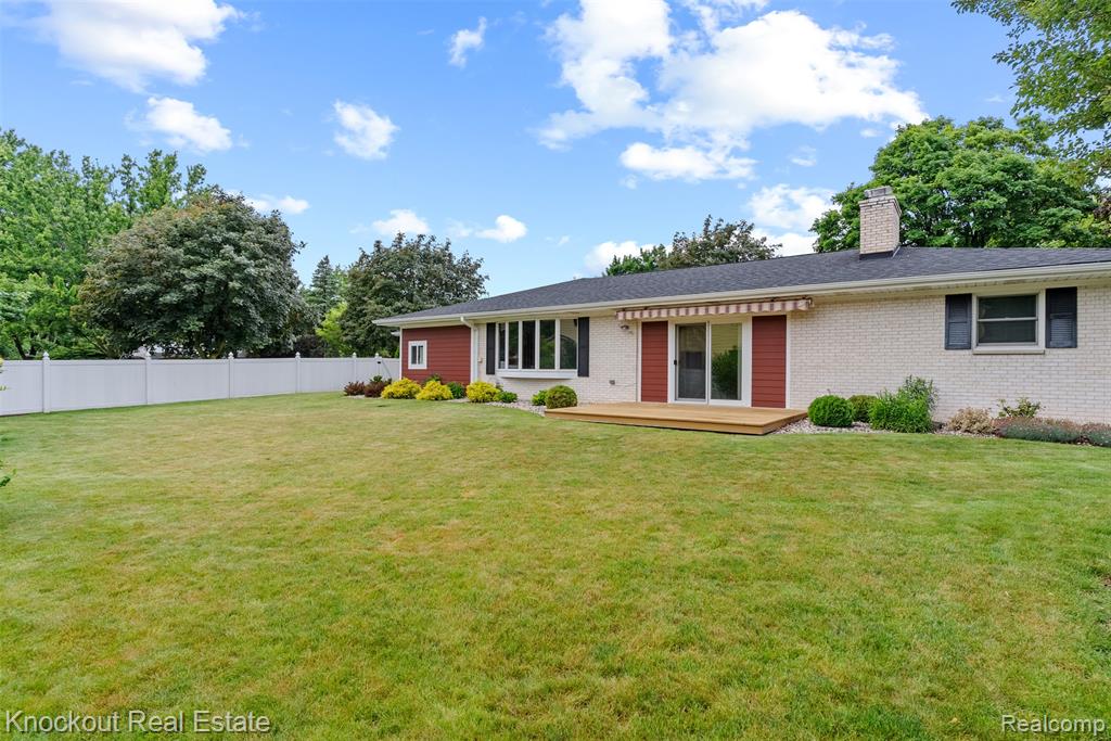 911 Eastgate Drive, Frankenmuth, MI 48734 — Photo 39