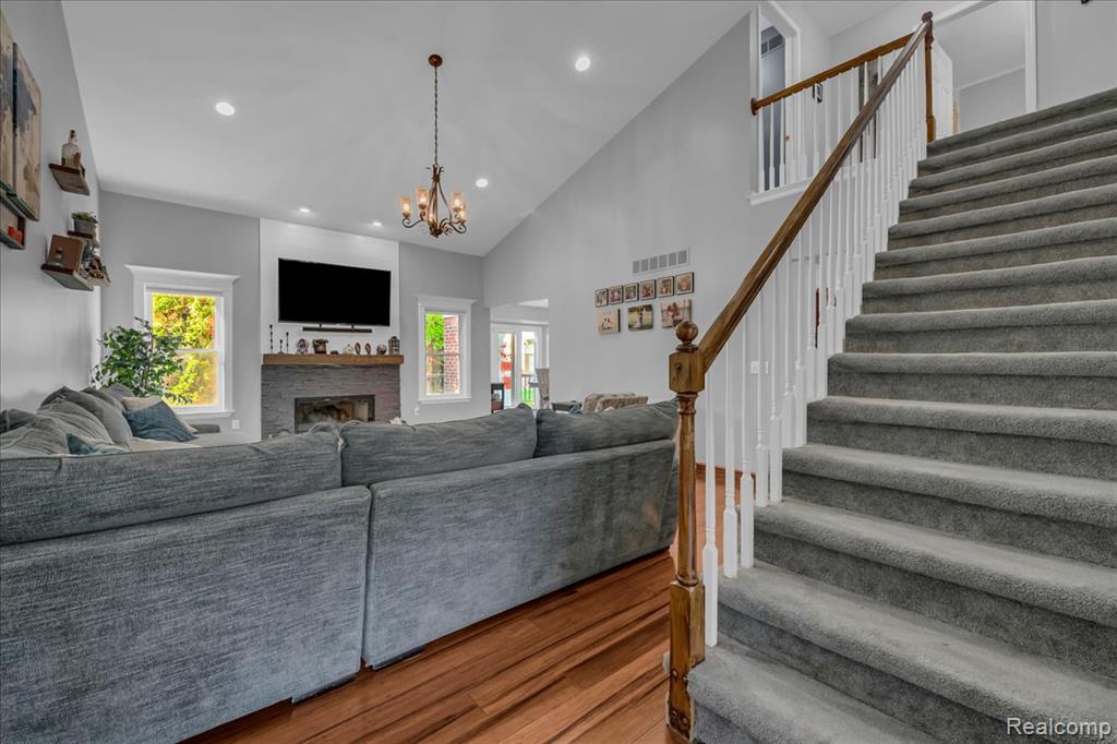 8159 Pickering Place, Westland, MI — Photo 5