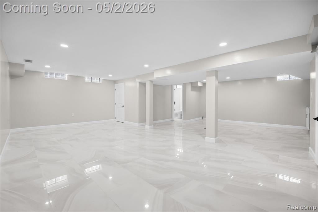 5 Snow Court, Dearborn, MI 48124 — Photo 19