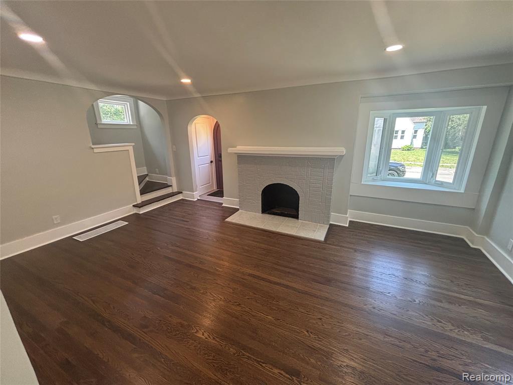 910 Spence Street, Pontiac, MI 48340 — Photo 6