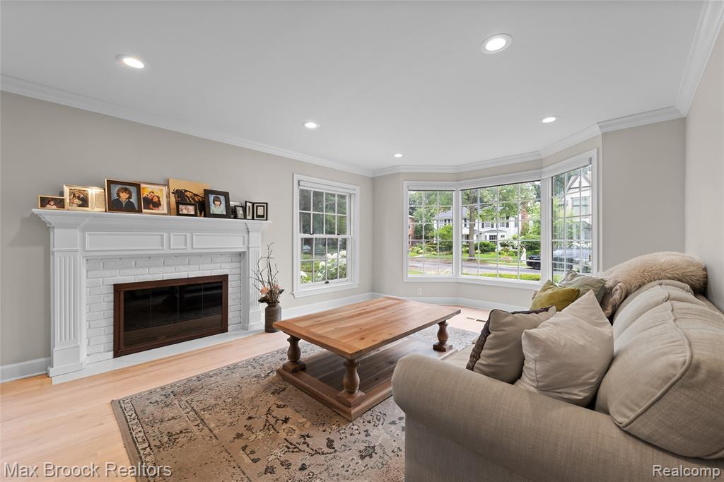 639 N Glenhurst Drive, Birmingham, MI 48009 — Photo 38