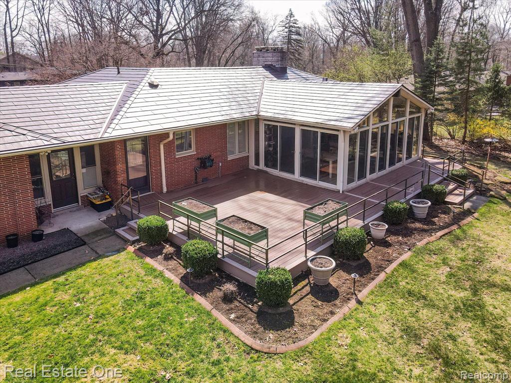 488 ORCHARDALE Drive, Rochester Hills, MI 48309 — Photo 18