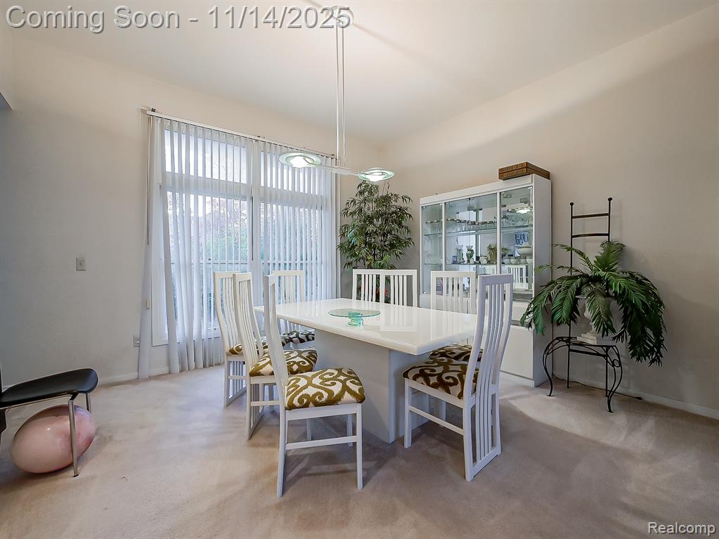 7359 Woodlore Drive, West Bloomfield, MI 48323 — Photo 13