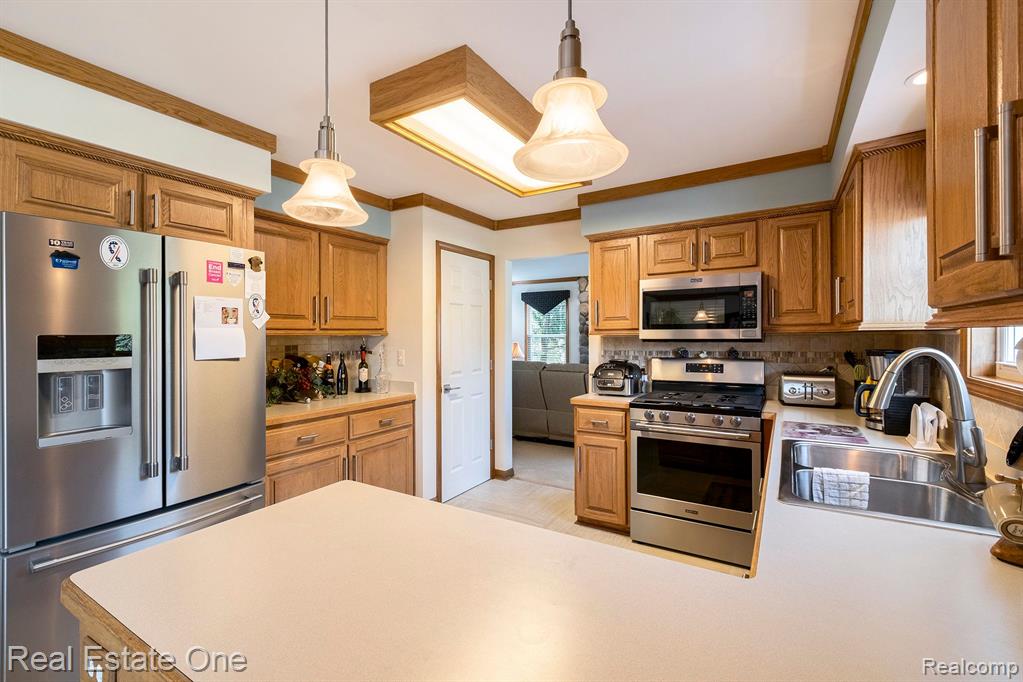 4155 HICKORY Hills, Dryden, MI 48428 — Photo 11